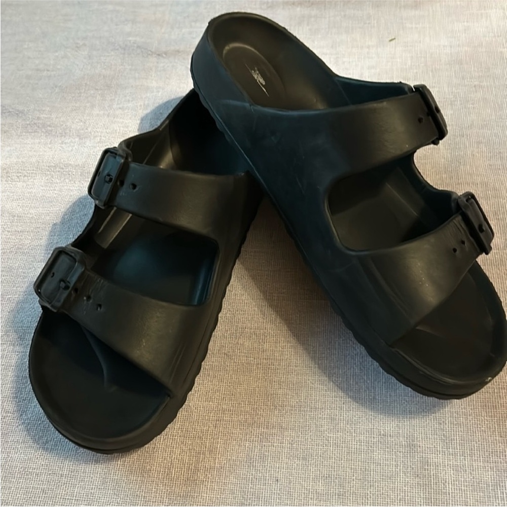 Crane Black Lightweight Sandals sz 10 - Picture 2 of 8